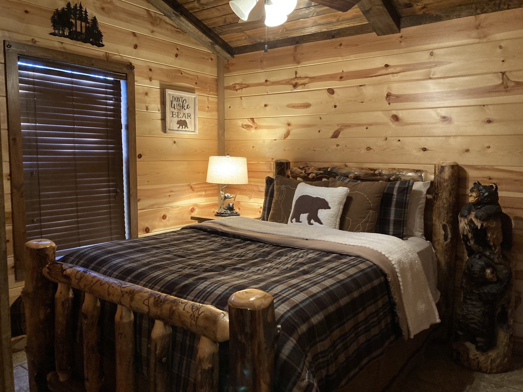 Bedroom 1 - Legacy Trails Secluded Cabins